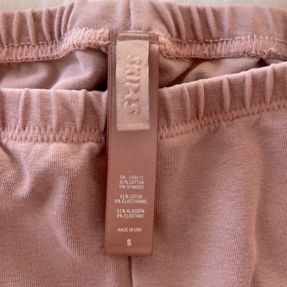 NWOT SKIMS Outdoor Leggings Tigers Eye Small - Picture 6 of 10